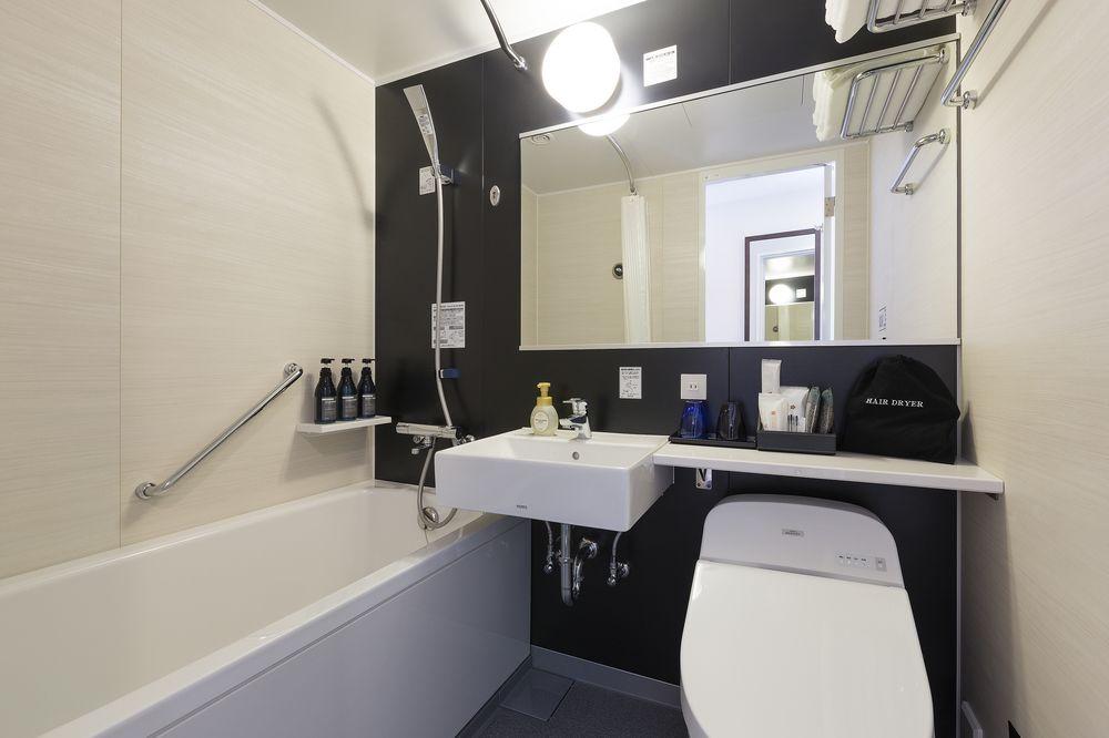 Toko City Hotel Umeda โอซาก้า ภายนอก รูปภาพ
