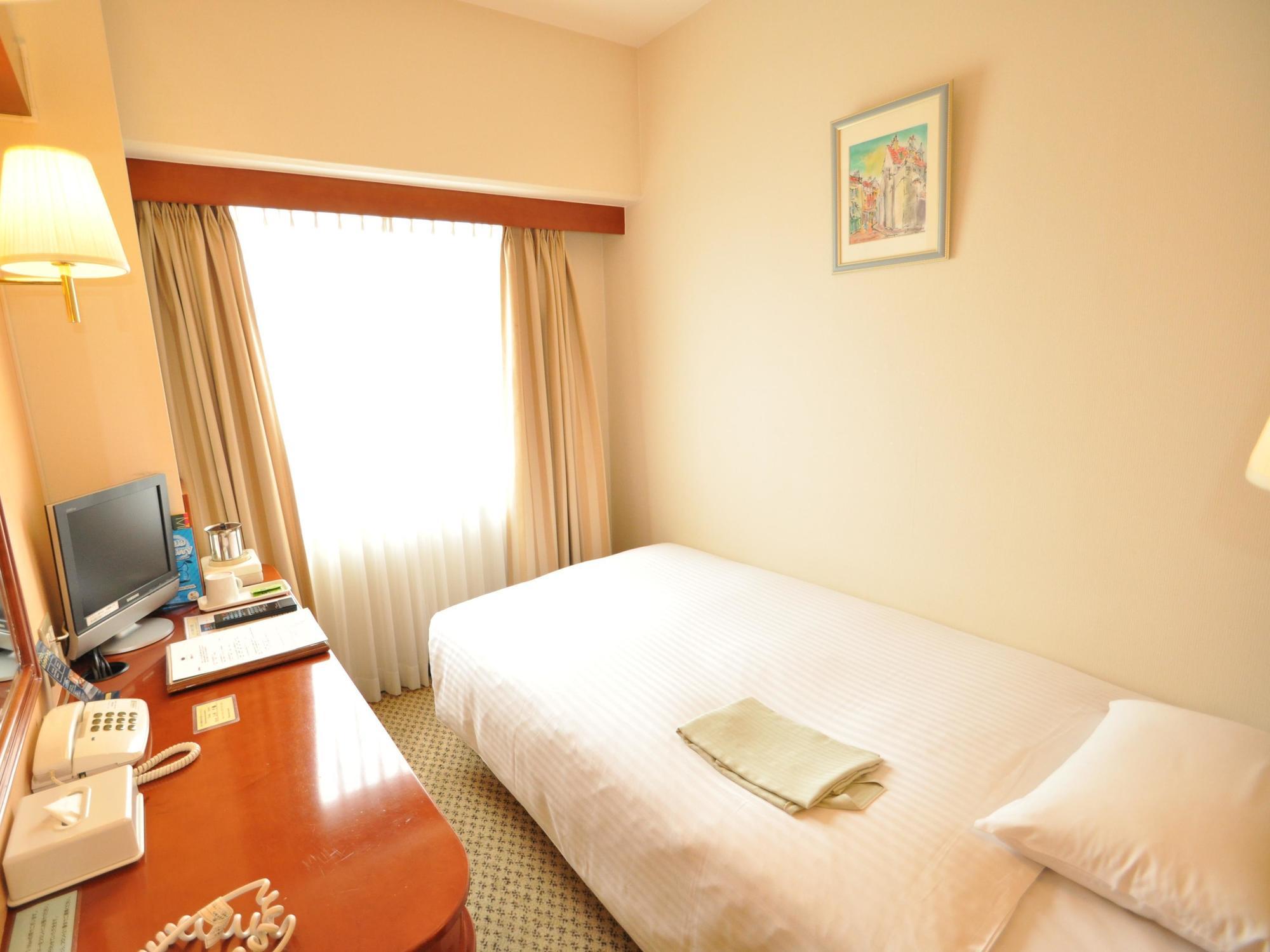 Toko City Hotel Umeda โอซาก้า ภายนอก รูปภาพ